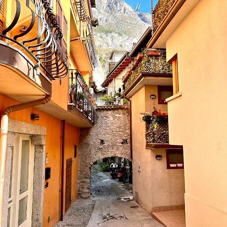 Limone Downtown Lejlighed Limone sul Garda Eksteriør billede