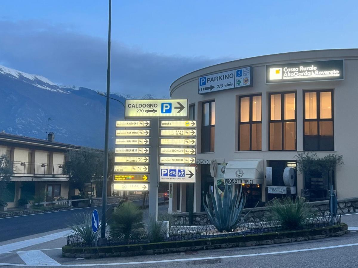 Limone Downtown Lejlighed Limone sul Garda Eksteriør billede